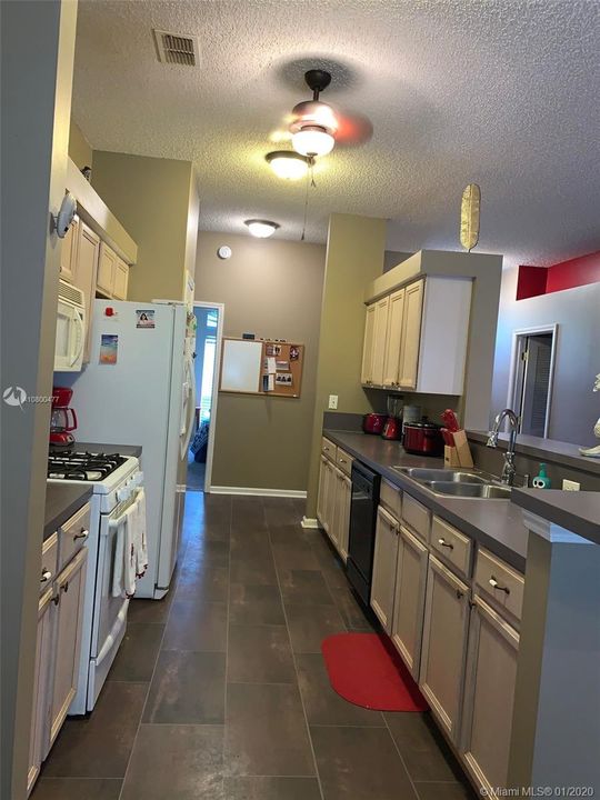 Recently Sold: $290,000 (6 beds, 3 baths, 0 Square Feet)