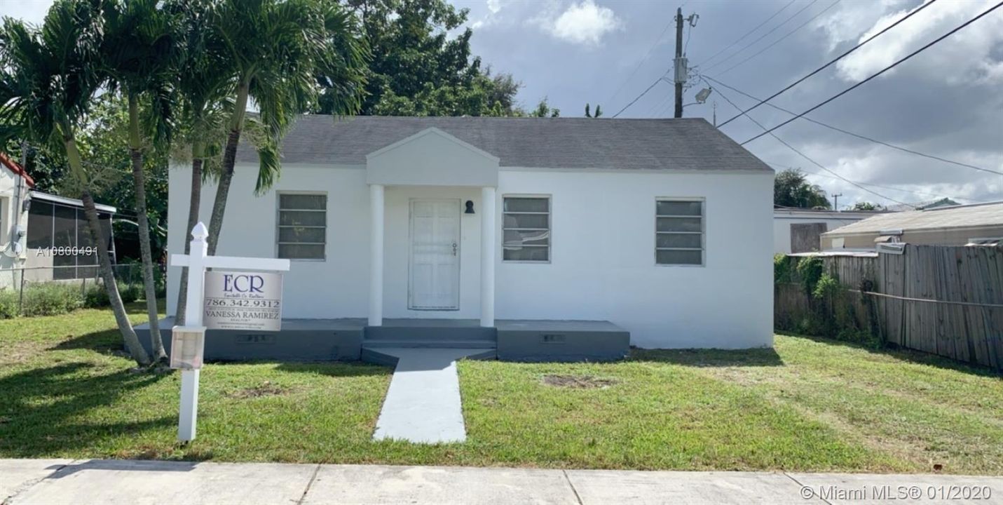 Recently Sold: $260,000 (3 beds, 2 baths, 1156 Square Feet)