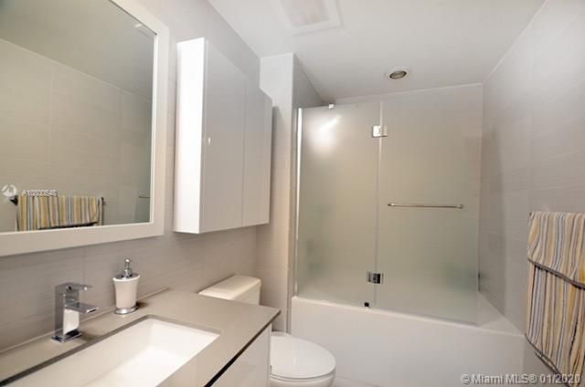 Недавно арендовано: $4,500 (3 спален, 2 ванн, 1438 Квадратных фут)