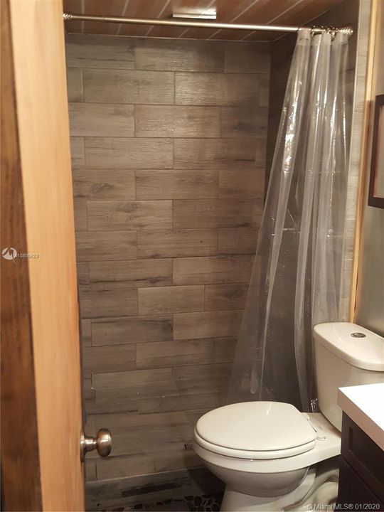 Vendido Recientemente: $164,818 (2 camas, 2 baños, 1048 Pies cuadrados)