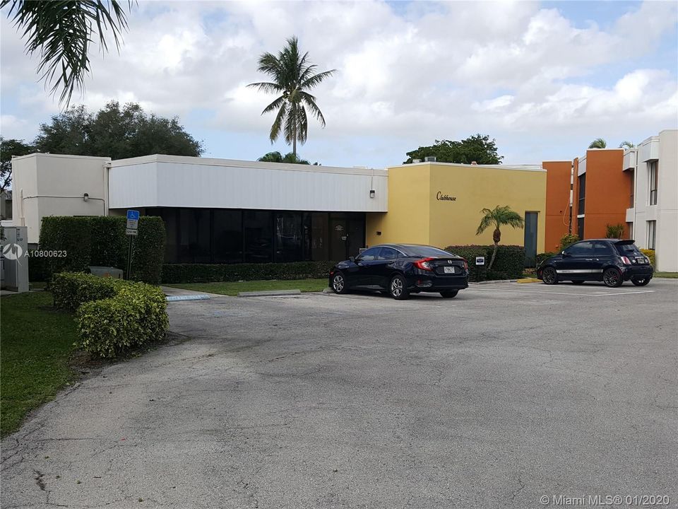 Vendido Recientemente: $164,818 (2 camas, 2 baños, 1048 Pies cuadrados)