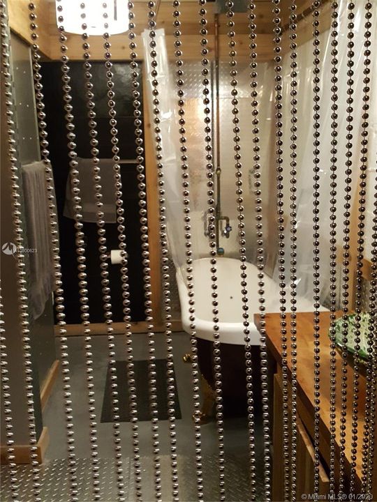 Vendido Recientemente: $164,818 (2 camas, 2 baños, 1048 Pies cuadrados)