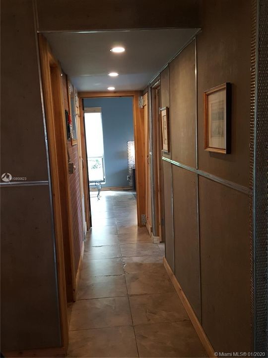 Vendido Recientemente: $164,818 (2 camas, 2 baños, 1048 Pies cuadrados)