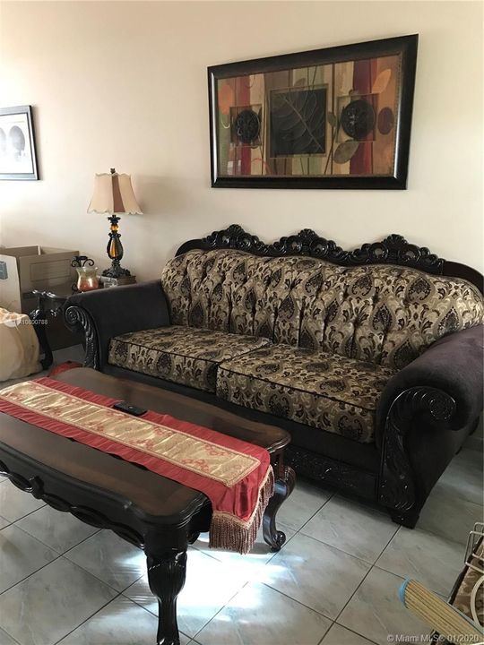 Recientemente alquilado: $1,750 (2 camas, 2 baños, 1020 Pies cuadrados)