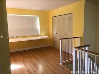 Recently Sold: $255,000 (2 beds, 2 baths, 1240 Square Feet)