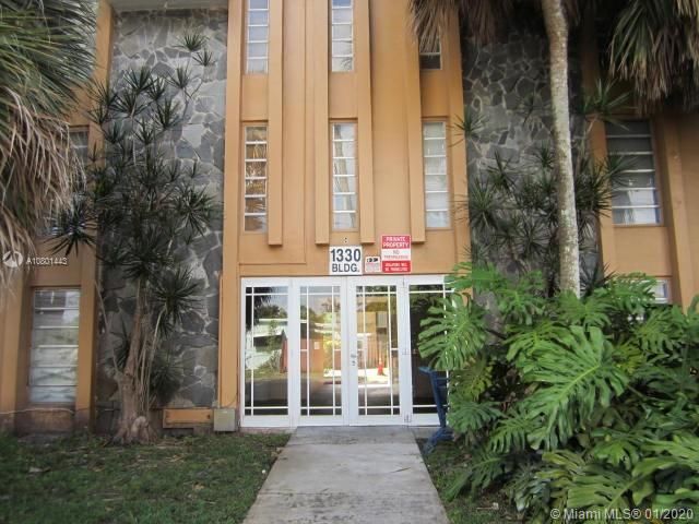 Recently Sold: $154,500 (2 beds, 2 baths, 915 Square Feet)