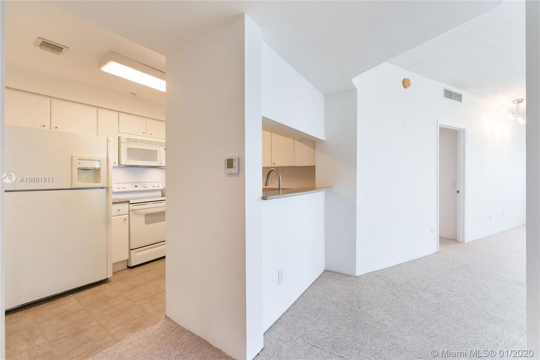 Recently Sold: $389,000 (2 beds, 2 baths, 1190 Square Feet)