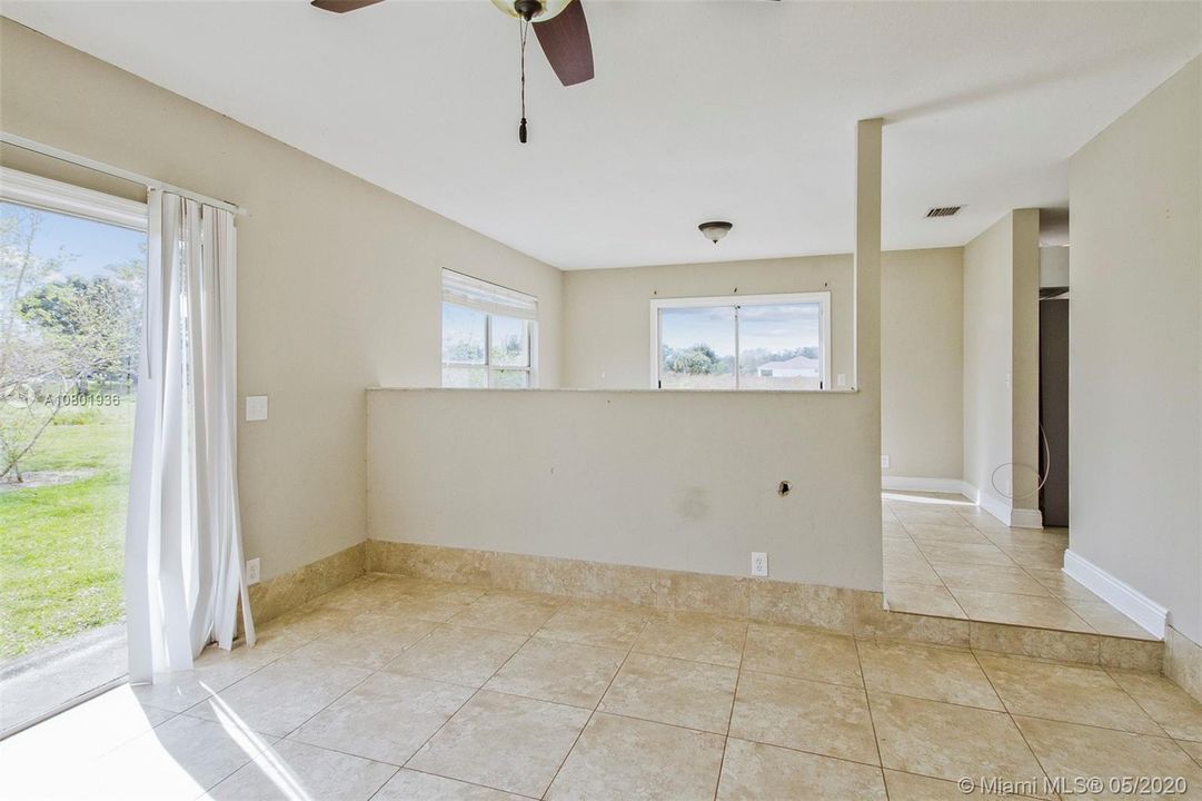 Recently Sold: $395,900 (4 beds, 2 baths, 2428 Square Feet)