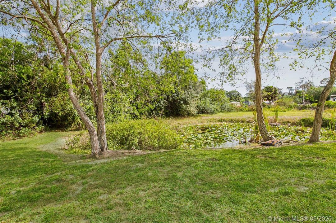 Recently Sold: $395,900 (4 beds, 2 baths, 2428 Square Feet)