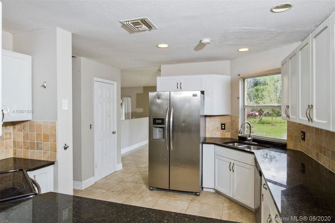 Recently Sold: $395,900 (4 beds, 2 baths, 2428 Square Feet)