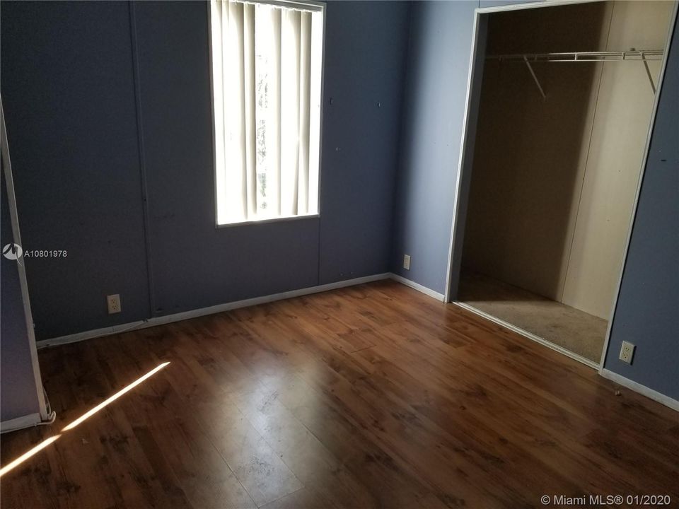 Recently Rented: $1,350 (2 beds, 2 baths, 1170 Square Feet)