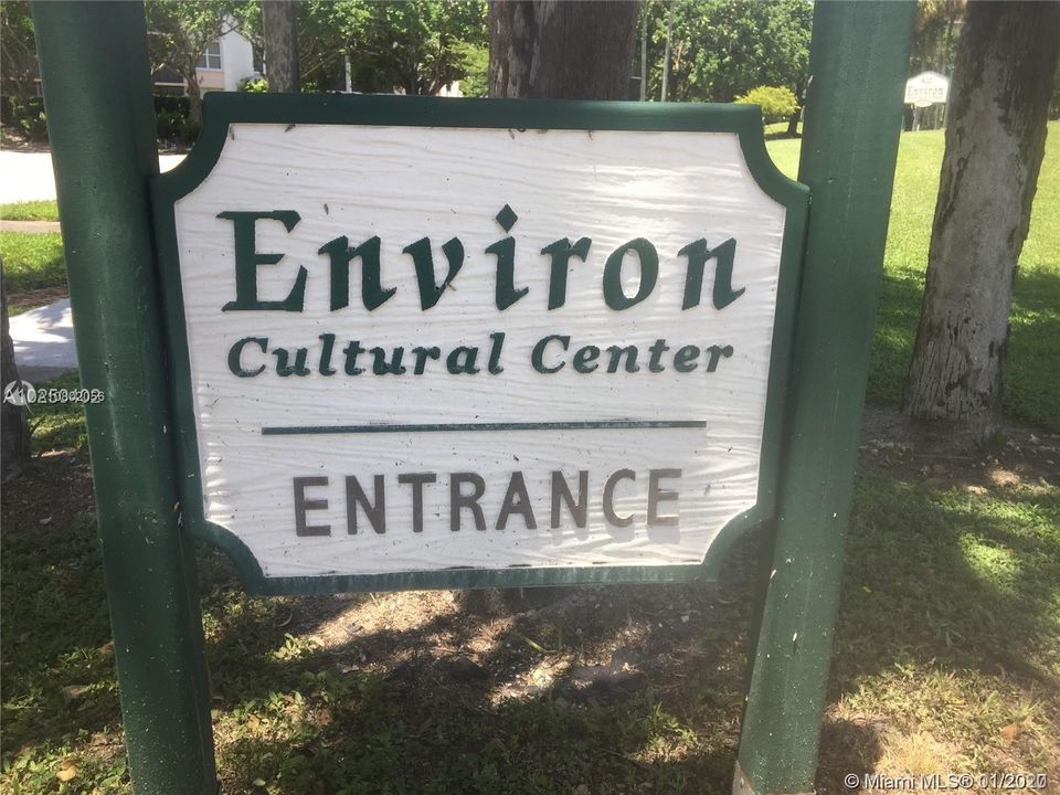 Recientemente alquilado: $1,200 (2 camas, 2 baños, 1296 Pies cuadrados)