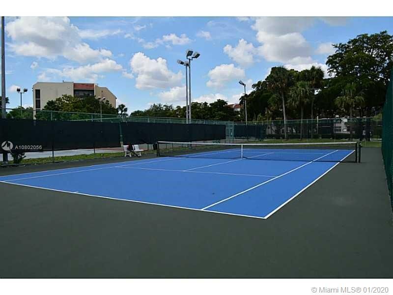 Recientemente alquilado: $1,200 (2 camas, 2 baños, 1296 Pies cuadrados)