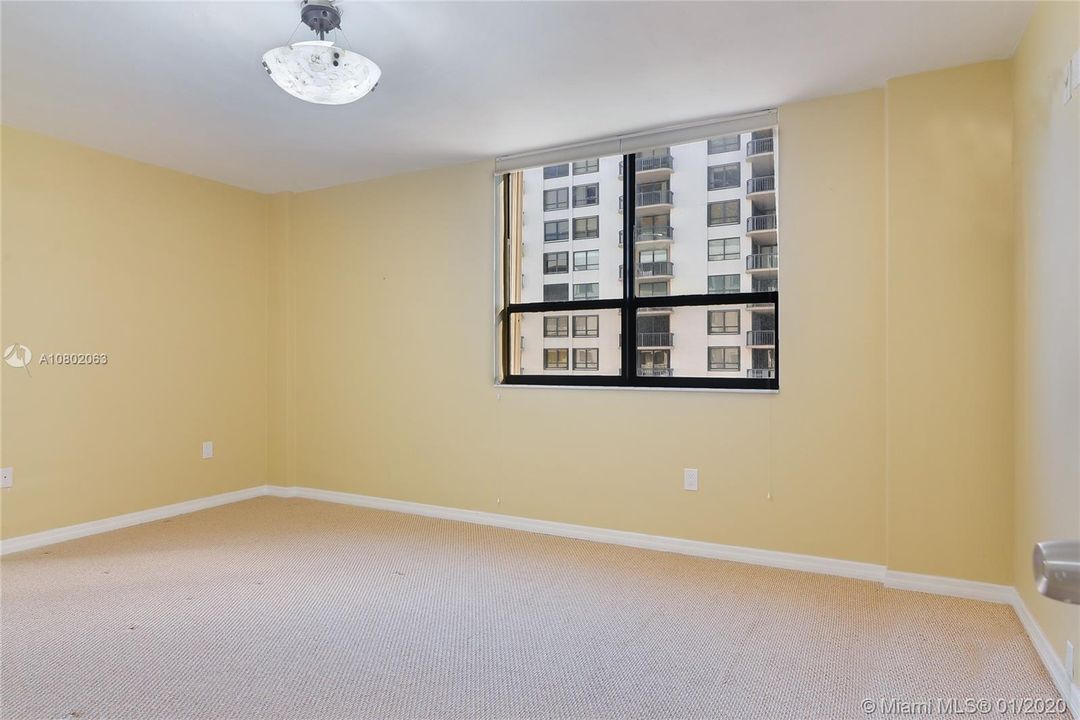 Vendido Recientemente: $300,000 (1 camas, 1 baños, 1019 Pies cuadrados)