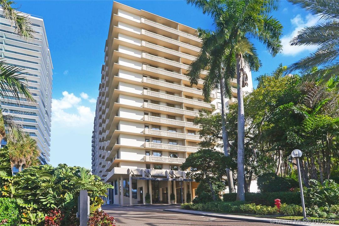 Vendido Recientemente: $300,000 (1 camas, 1 baños, 1019 Pies cuadrados)