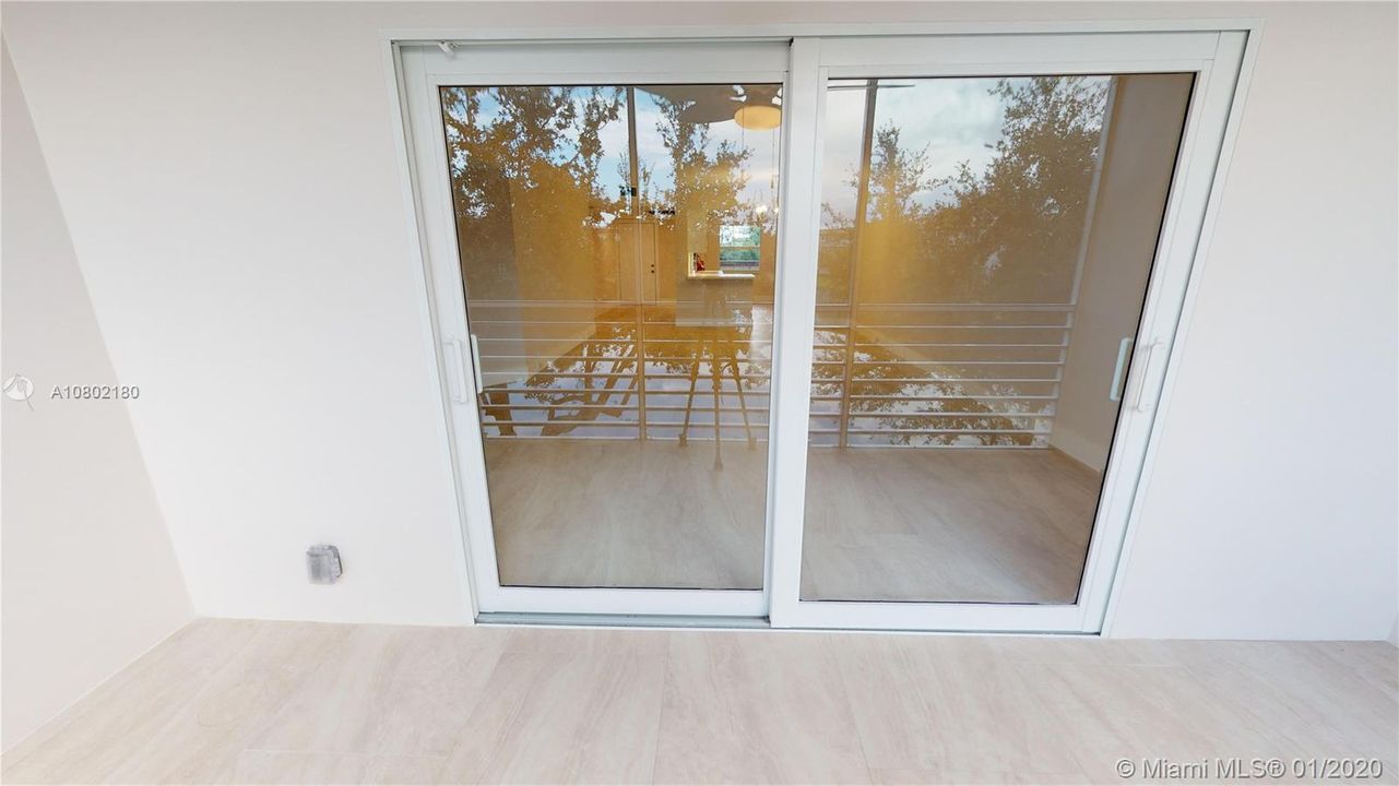 Vendido Recientemente: $219,900 (2 camas, 2 baños, 1225 Pies cuadrados)