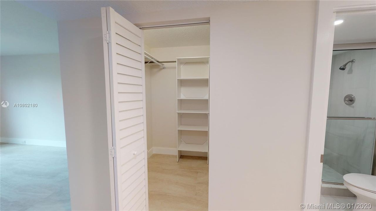 Vendido Recientemente: $219,900 (2 camas, 2 baños, 1225 Pies cuadrados)