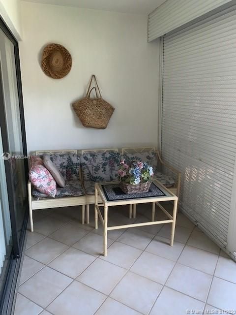 Недавно арендовано: $1,750 (2 спален, 2 ванн, 1106 Квадратных фут)