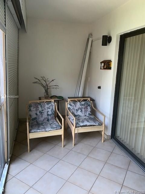 Недавно арендовано: $1,750 (2 спален, 2 ванн, 1106 Квадратных фут)