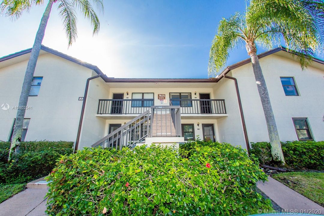 Recently Sold: $79,999 (2 beds, 2 baths, 1072 Square Feet)