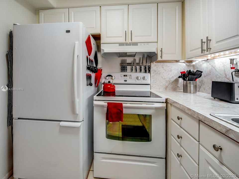 Recently Sold: $149,900 (1 beds, 1 baths, 620 Square Feet)