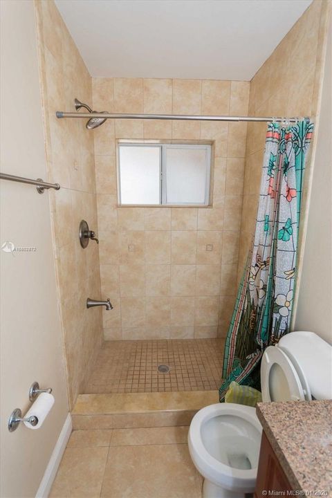 最近租的: $4,500 (3 贝兹, 2 浴室, 1823 平方英尺)