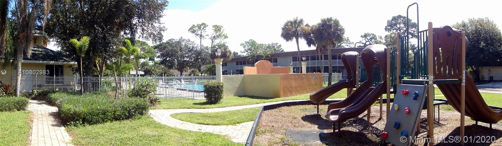 Recently Rented: $1,015 (2 beds, 2 baths, 932 Square Feet)