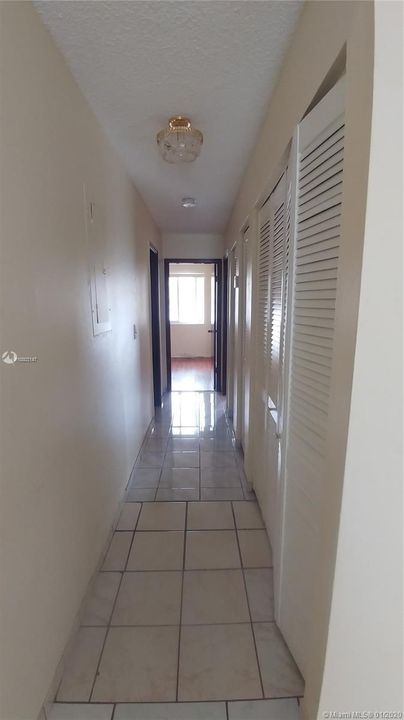Recently Rented: $1,375 (2 beds, 2 baths, 1035 Square Feet)