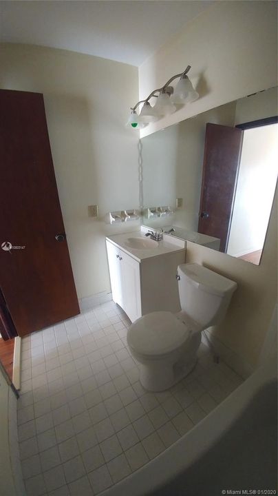 Recently Rented: $1,375 (2 beds, 2 baths, 1035 Square Feet)