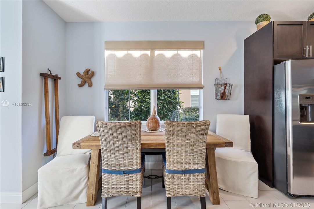 Recently Sold: $614,900 (4 beds, 3 baths, 2319 Square Feet)