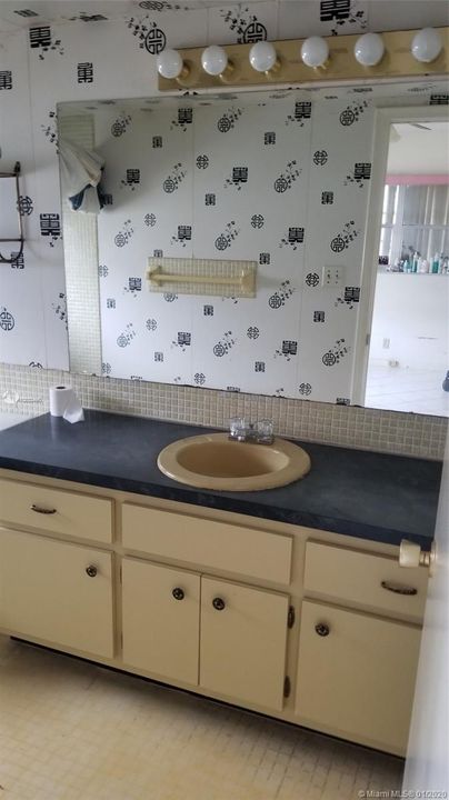 Recently Sold: $44,500 (2 beds, 2 baths, 1057 Square Feet)