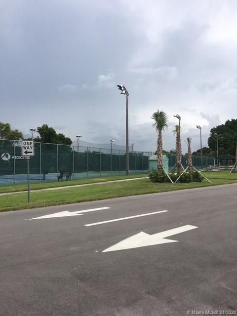 Recently Sold: $95,000 (1 beds, 1 baths, 1056 Square Feet)