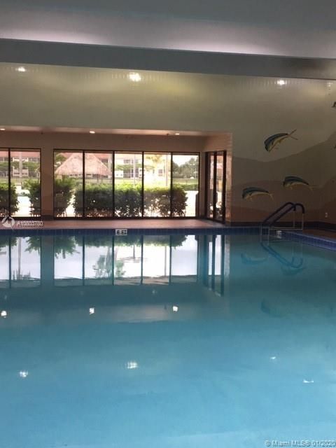 Recently Sold: $95,000 (1 beds, 1 baths, 1056 Square Feet)