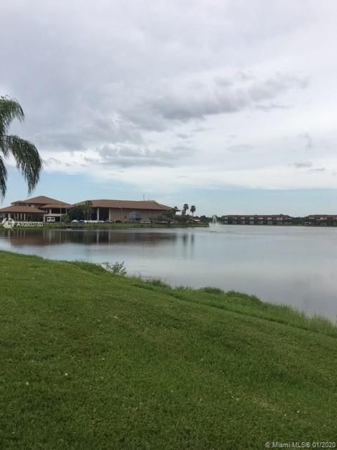 Recently Sold: $95,000 (1 beds, 1 baths, 1056 Square Feet)