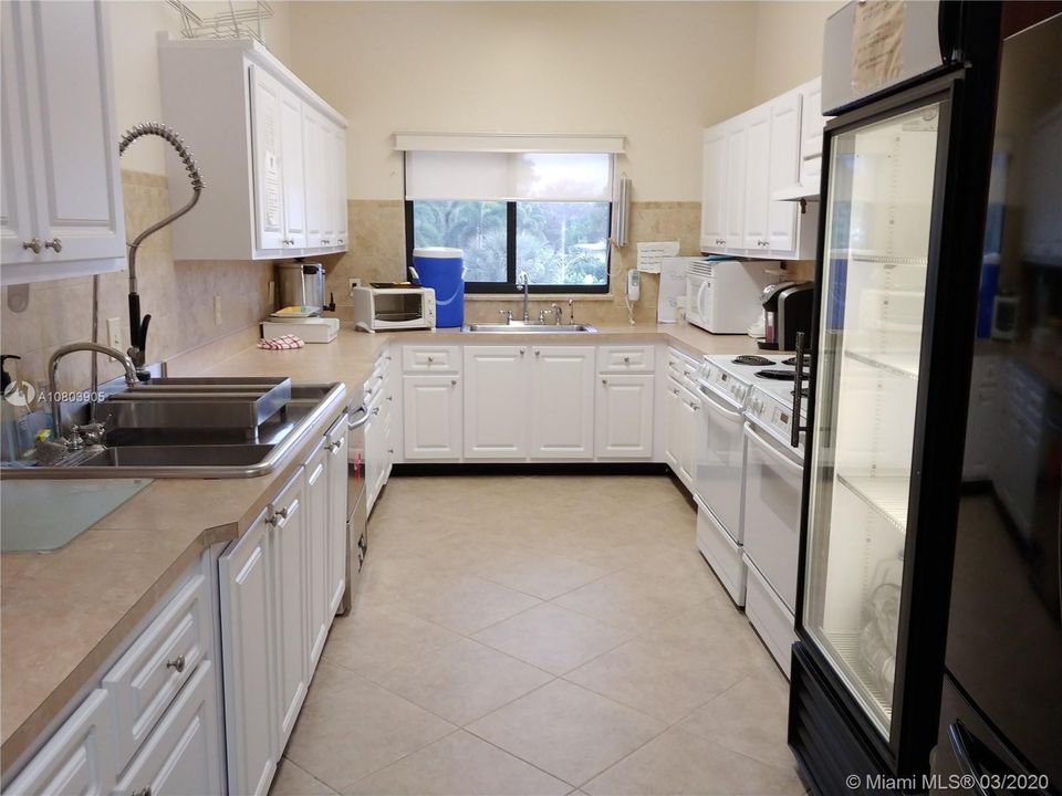 Community kitchen in this active Clubhouse.