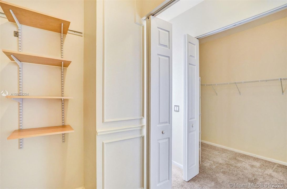 Недавно продано: $535,000 (5 спален, 3 ванн, 3282 Квадратных фут)