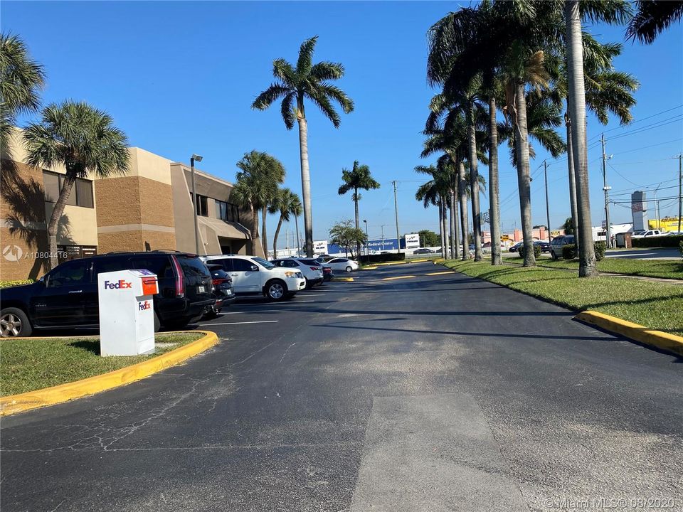 Недавно арендовано: $29 (0 спален, 0 ванн, 2140 Квадратных фут)