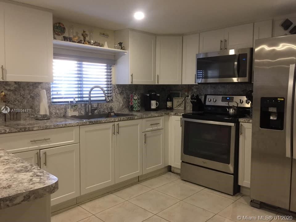 Recently Rented: $1,600 (2 beds, 1 baths, 720 Square Feet)