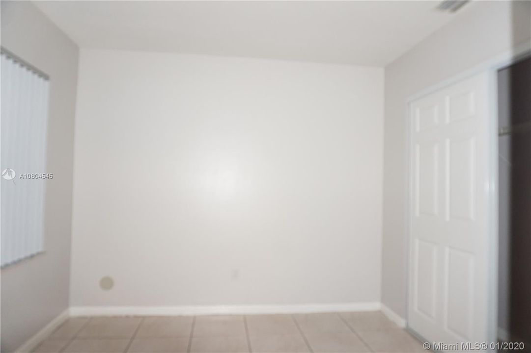 Vendido Recientemente: $220,000 (3 camas, 2 baños, 1215 Pies cuadrados)