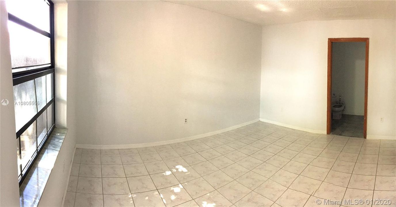 Vendido Recientemente: $325,000 (3 camas, 2 baños, 1330 Pies cuadrados)