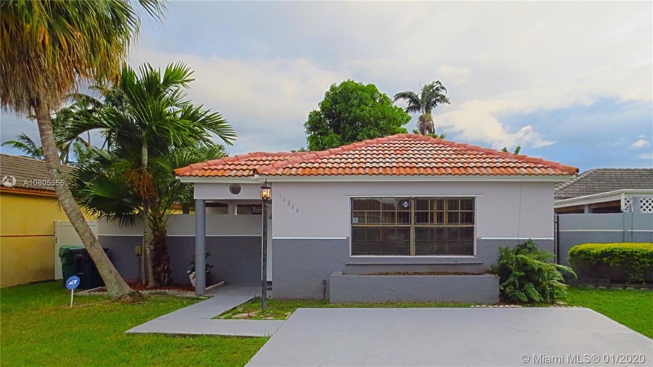 Vendido Recientemente: $325,000 (3 camas, 2 baños, 1330 Pies cuadrados)