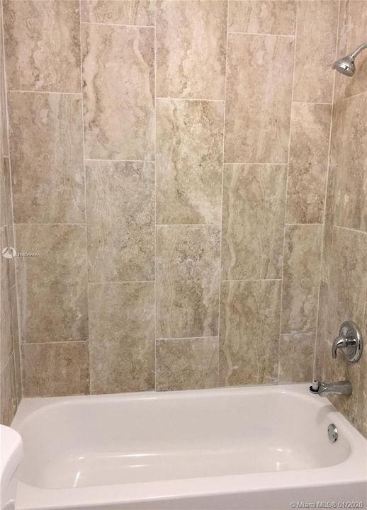 Vendido Recientemente: $325,000 (3 camas, 2 baños, 1330 Pies cuadrados)