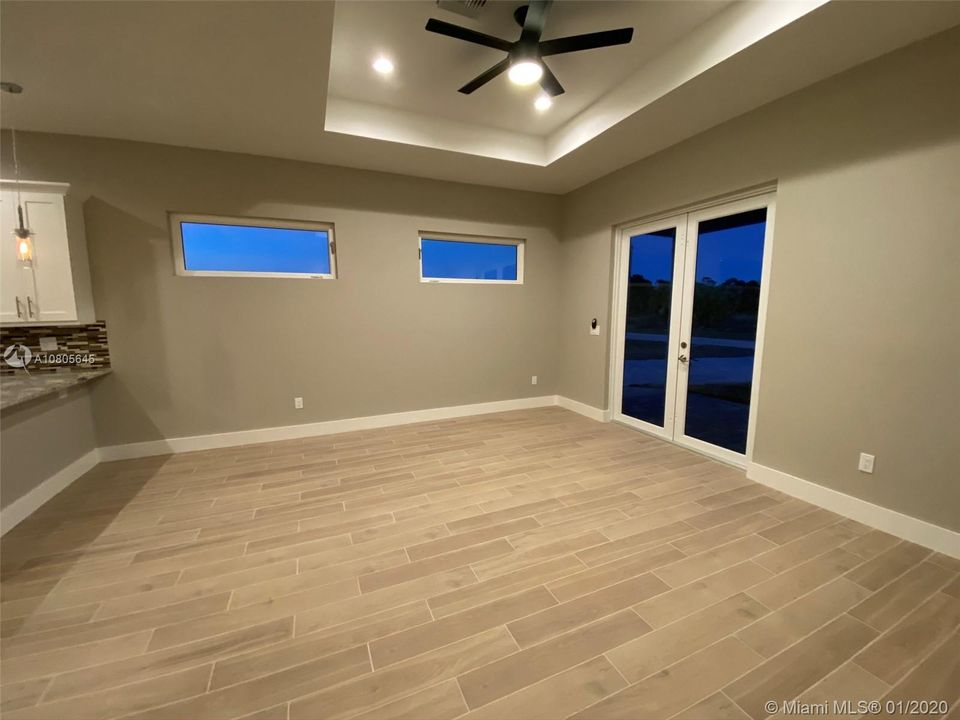 Recently Sold: $219,900 (3 beds, 2 baths, 1454 Square Feet)