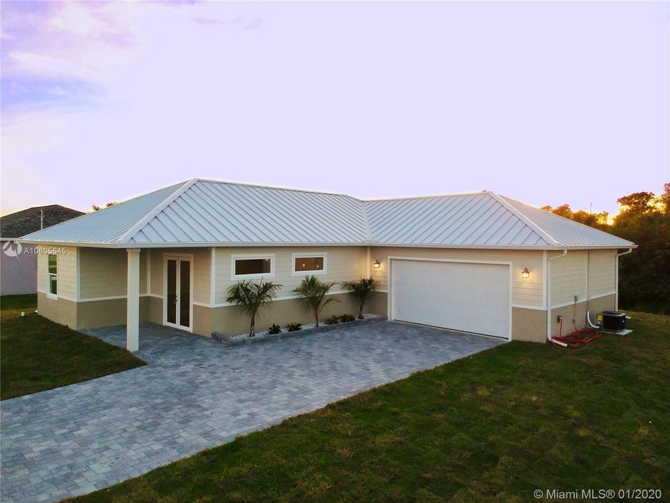 Recently Sold: $219,900 (3 beds, 2 baths, 1454 Square Feet)