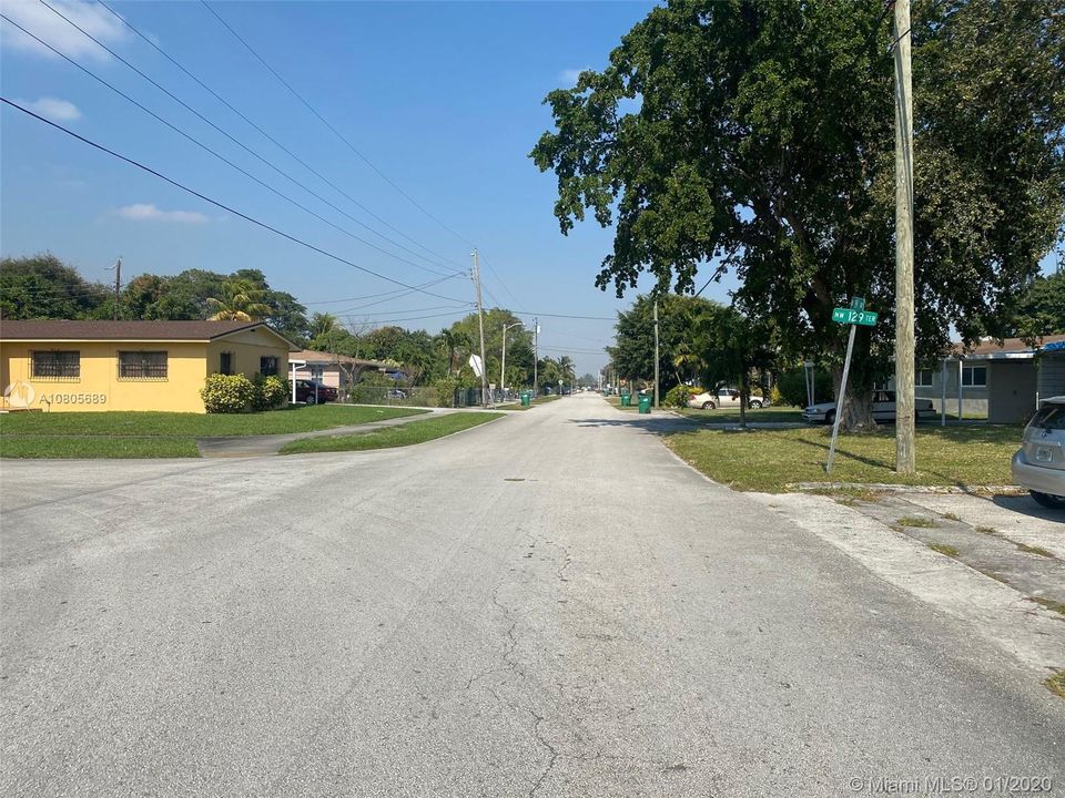 Recently Sold: $191,000 (5 beds, 3 baths, 1958 Square Feet)