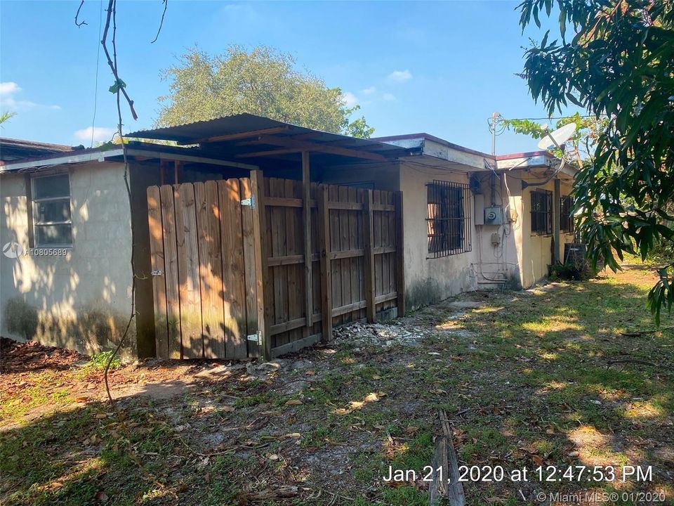 Recently Sold: $191,000 (5 beds, 3 baths, 1958 Square Feet)