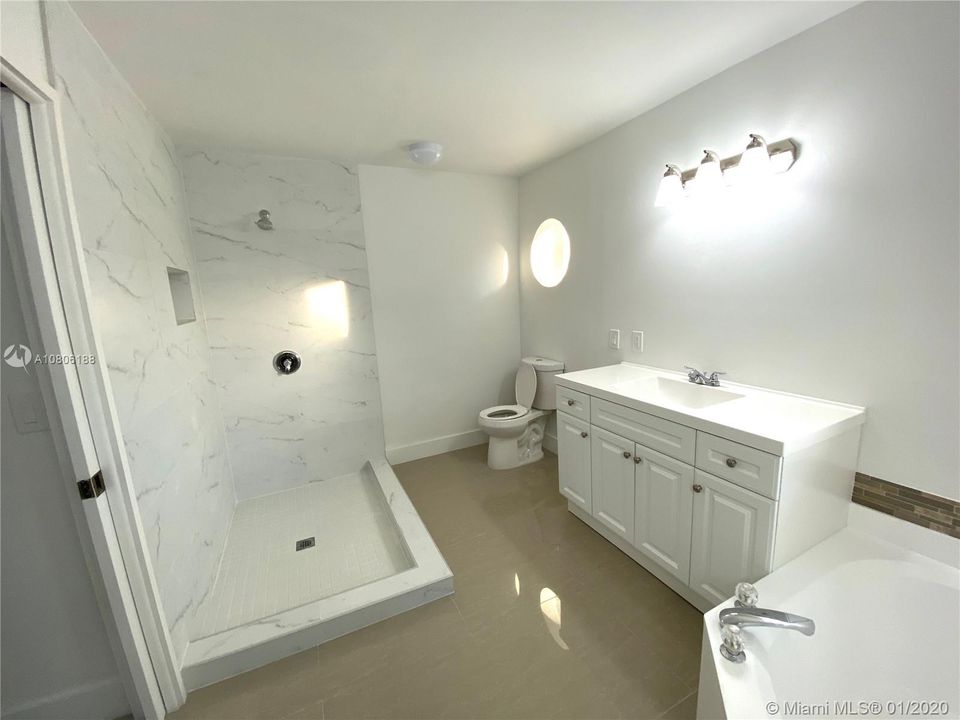 Vendido Recientemente: $410,000 (3 camas, 2 baños, 1721 Pies cuadrados)