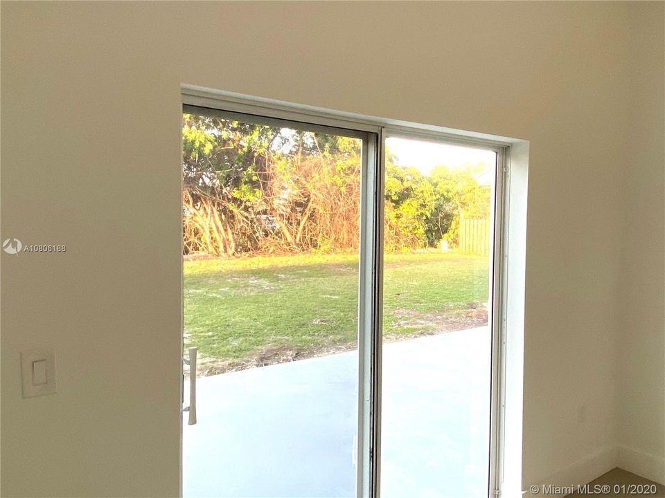 Vendido Recientemente: $410,000 (3 camas, 2 baños, 1721 Pies cuadrados)