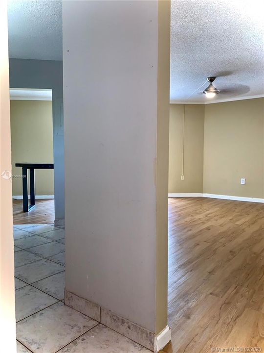 Recently Sold: $107,000 (1 beds, 1 baths, 800 Square Feet)