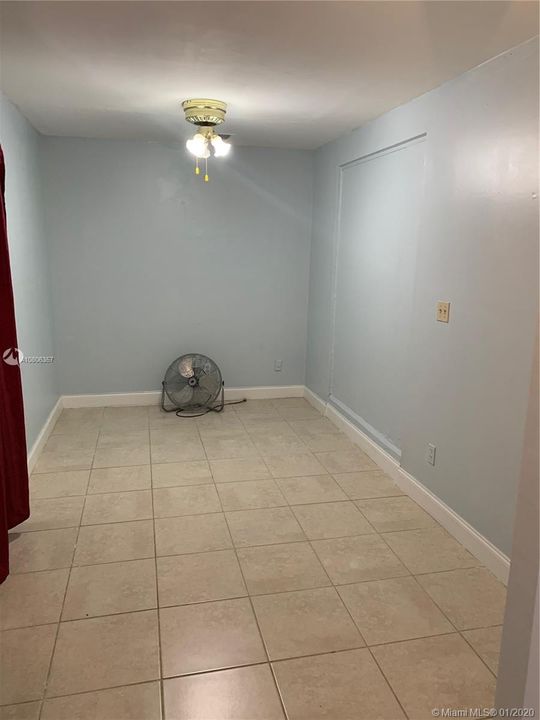 Recently Rented: $850 (1 beds, 1 baths, 1995 Square Feet)